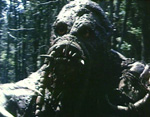Et sumpmonster angriber.