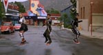 Fra den berømte hoverboard-jagt. Her er det Biffs håndlangere, der jager Marty.