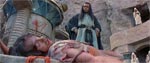 Thulsa Doom belærer Conan om kødets kraft.