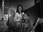 Ann (Shirley Patterson) og Carruthers.