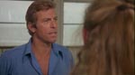 Peter (James Franciscus) er godt forvirret over hvad der sker i hans lille by