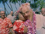 Amerikanske turister på Hawaii - et eksempel på genbrug fra den første film Amerikanske turister på Hawaii - et eksempel på genbrug fra den første film.