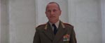 Steven Berkoff som den gale general Orlov.