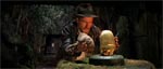 Indy forsøger at få fat på en guldstatuette i filmens berømte anslag Indy forsøger at få fat på en guldstatuette i filmens berømte anslag
