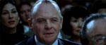 Hannibal Lecter (Anthony Hopkins) overværer en koncert i filmens prolog.