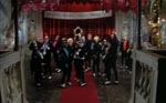Der danses og synges til sangen Time Warp