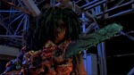 Den første 'ingeniør' vi ser i filmen er et fint lille vink til Sam Raimis 'Evil Dead II' Den første 'ingeniør' vi ser i filmen er et fint lille vink til Sam Raimis 'Evil Dead II'.