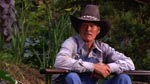 Den venlige Mr. Slausen (Chuck Connors).