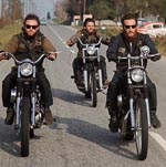 Medlemmer af Hells Angels på tur i 1960’erne. Nu var vesten blevet integreret. Foto: NY Daily News.